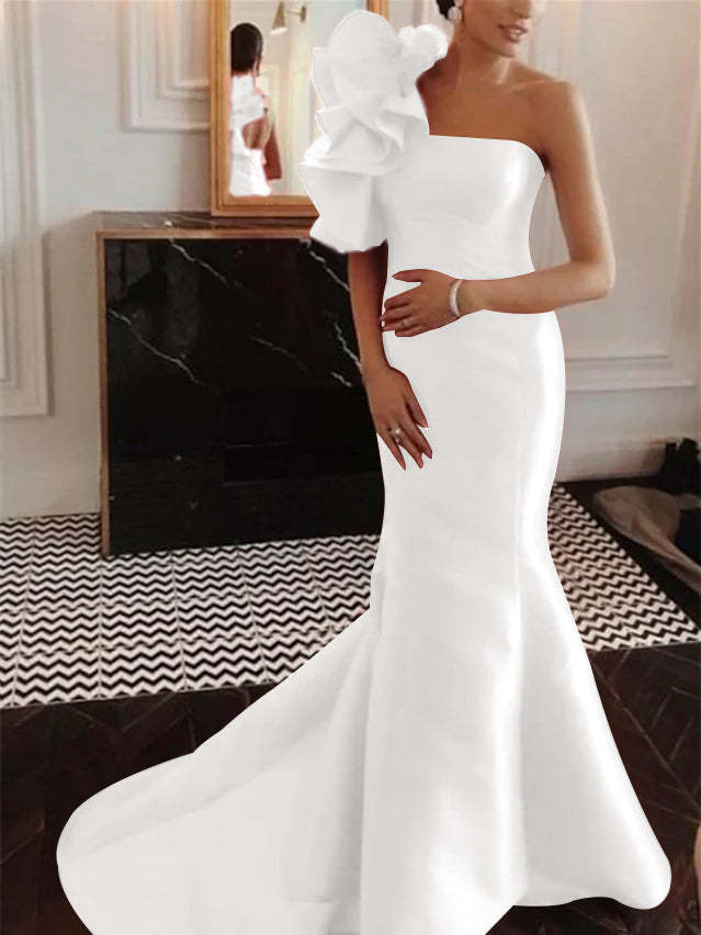 Evening Dresses with Ruffles: Strapless Sleeveless Mermaid/Trumpet Court Train