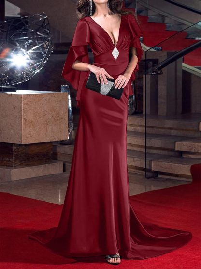 Evening Dresses with Crystals: Mermaid/Trumpet Silhouette and Plunging Neckline