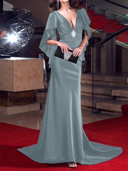 Evening Dresses with Crystals: Mermaid/Trumpet Silhouette and Plunging Neckline