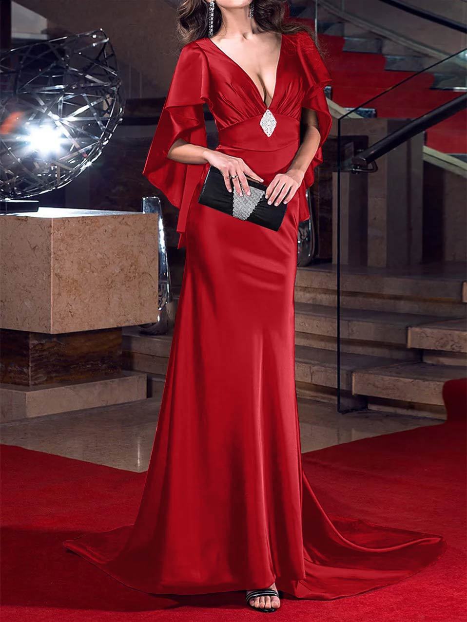 Evening Dresses with Crystals: Mermaid/Trumpet Silhouette and Plunging Neckline