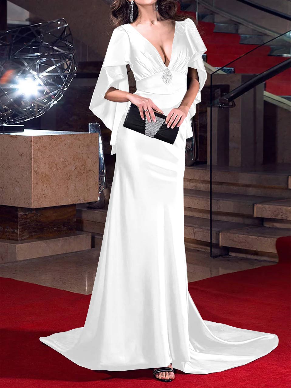 Evening Dresses with Crystals: Mermaid/Trumpet Silhouette and Plunging Neckline