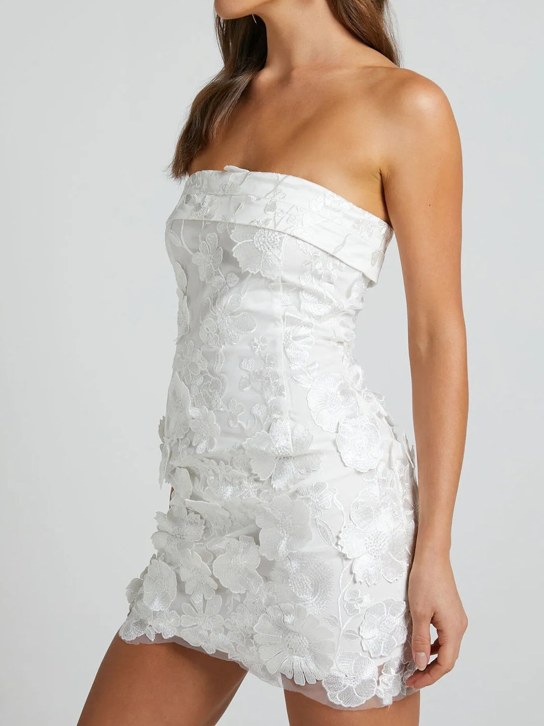 Strapless Sleeveless Short/Mini Cocktail Dress with Embroidery for Party or Homecoming