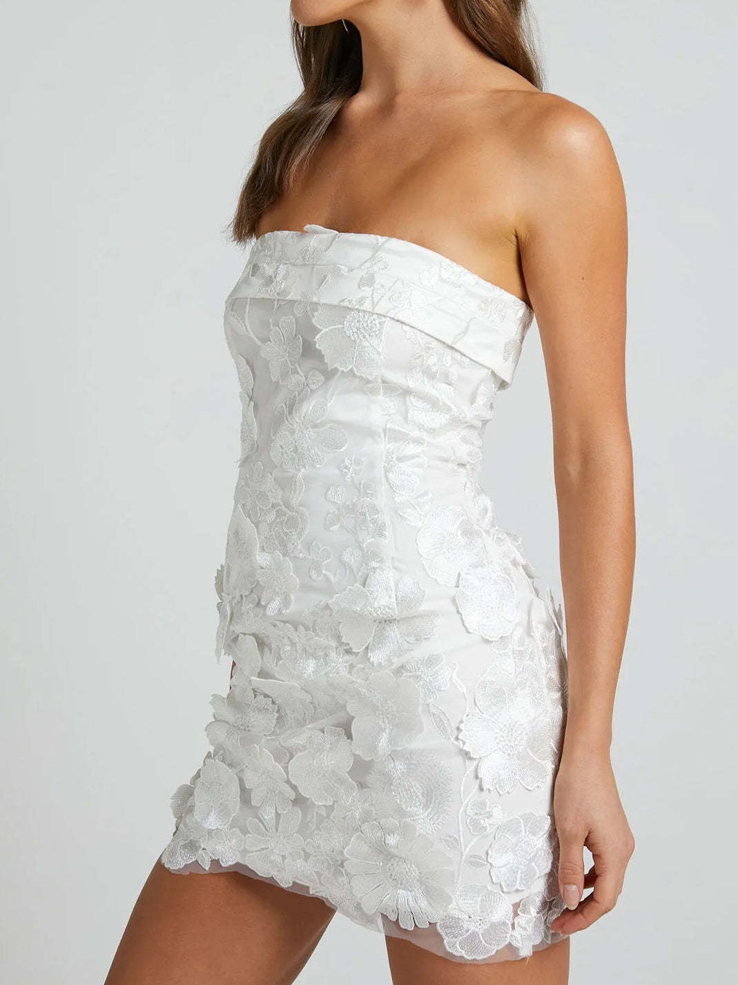 Strapless Sleeveless Short/Mini Cocktail Dress with Embroidery for Party or Homecoming