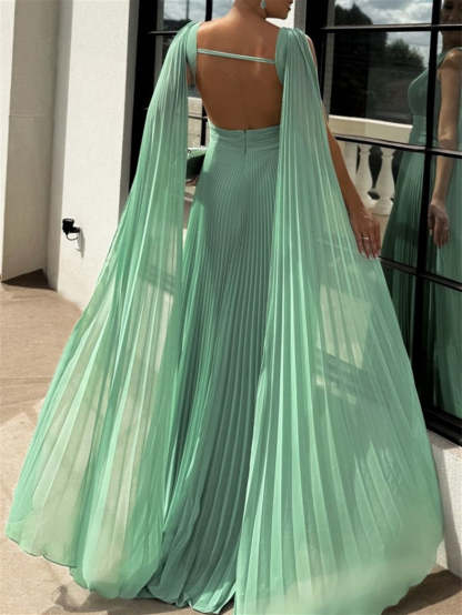 Sleeveless Floor-Length A-Line Evening Dress with Scoop Neck and Ruched Details