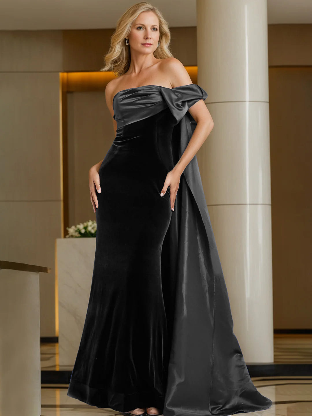 Off-the-Shoulder Sleeveless Floor-Length Evening Gown with Watteau Train