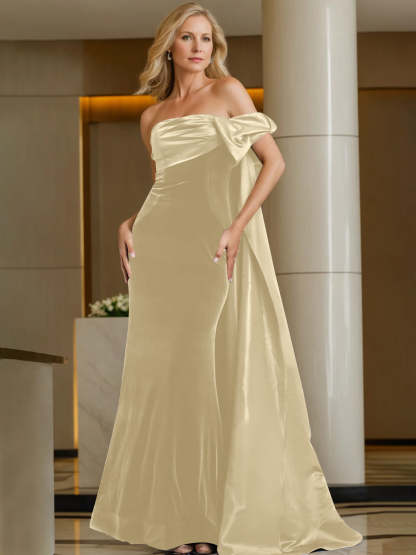 Off-the-Shoulder Sleeveless Floor-Length Evening Gown with Watteau Train