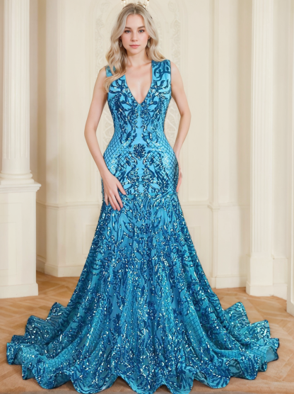 Sequined Mermaid/Trumpet Sleeveless V-Neck Evening Dresses With Sequin