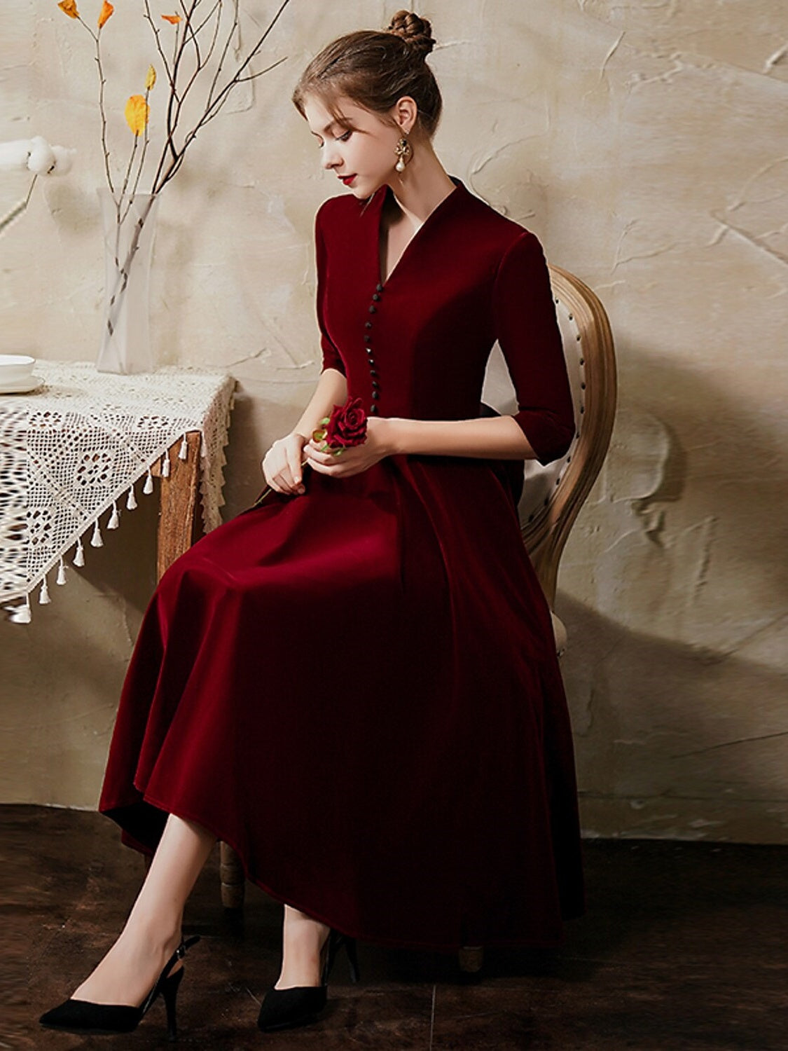 Sleek V-Neck A-Line/Princess Tea-Length Cocktail Dress with Half Sleeves