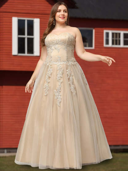 Plus Size Prom Dresses with Sweetheart Neckline Sleeveless Floor-Length Tulle Ball Gown Featuring Appliques Lace & Beads-BMbridal.UK