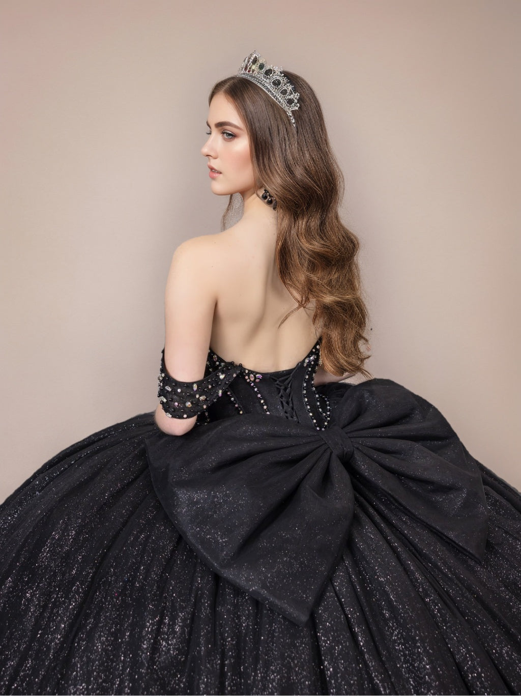 Off-the-Shoulder Sleeveless Ball Gown in Long Tulle with Sequins for Prom