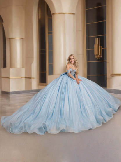 Off-the-Shoulder Sleeveless Ball Gown in Long Tulle with Sequins for Prom