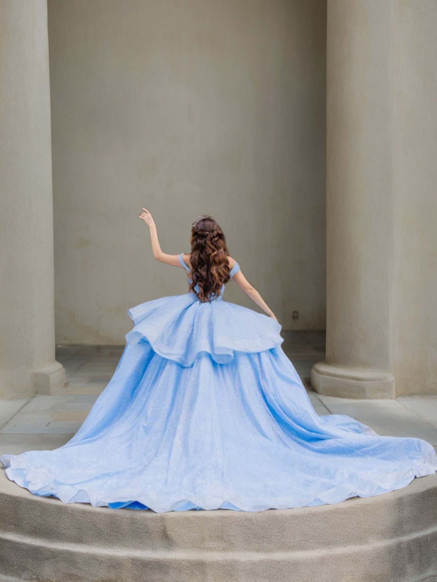 Sweetheart Sleeveless Floor-length Ball Gown with Crystal Beadings and Sequins for Prom