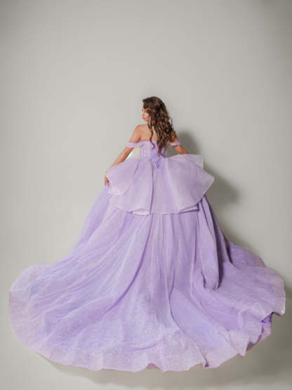 Sweetheart Sleeveless Floor-length Ball Gown with Crystal Beadings and Sequins for Prom