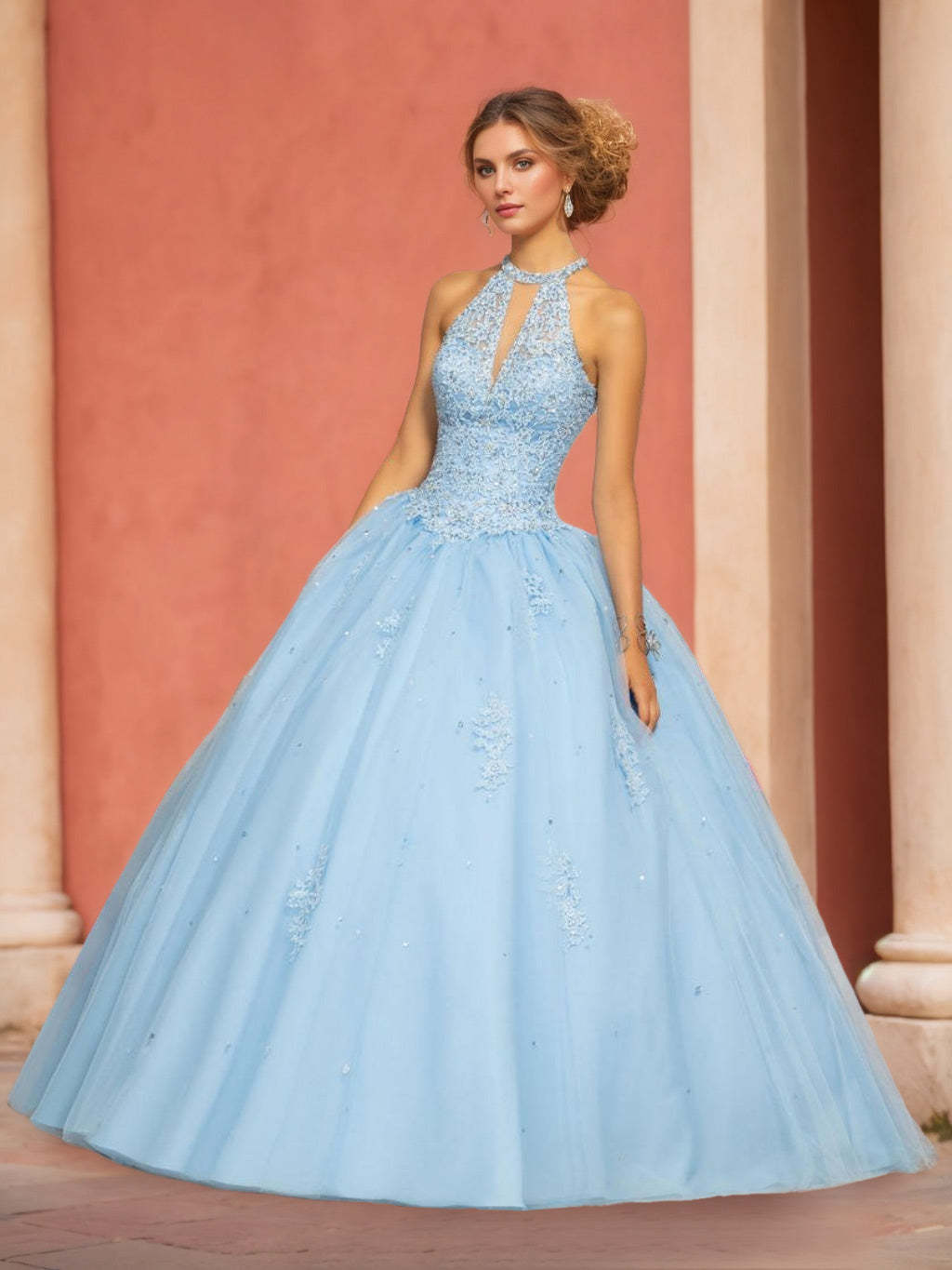 Sleeveless Floor-length Ball Gown Prom Dress with Appliques