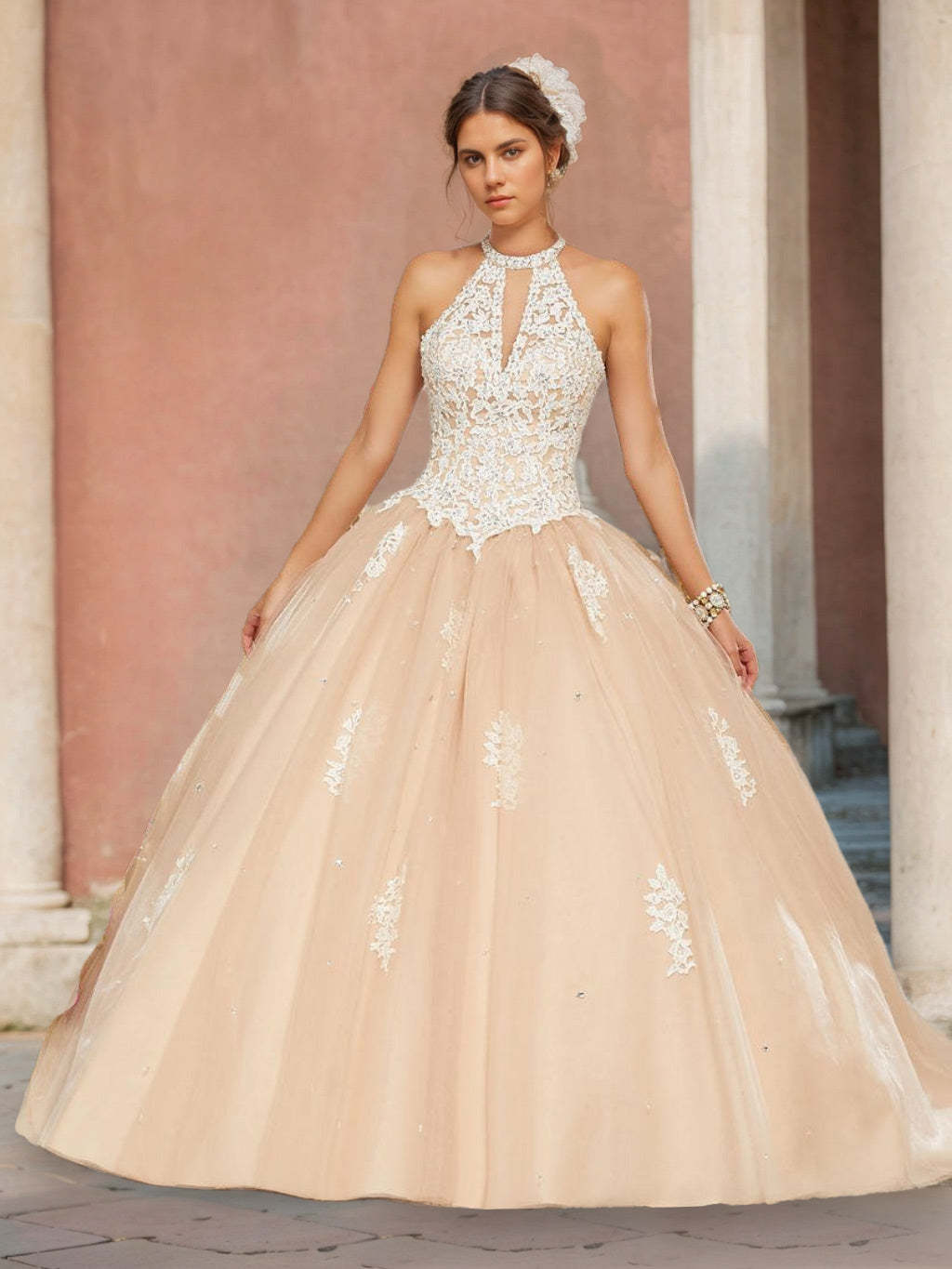 Sleeveless Floor-length Ball Gown Prom Dress with Appliques