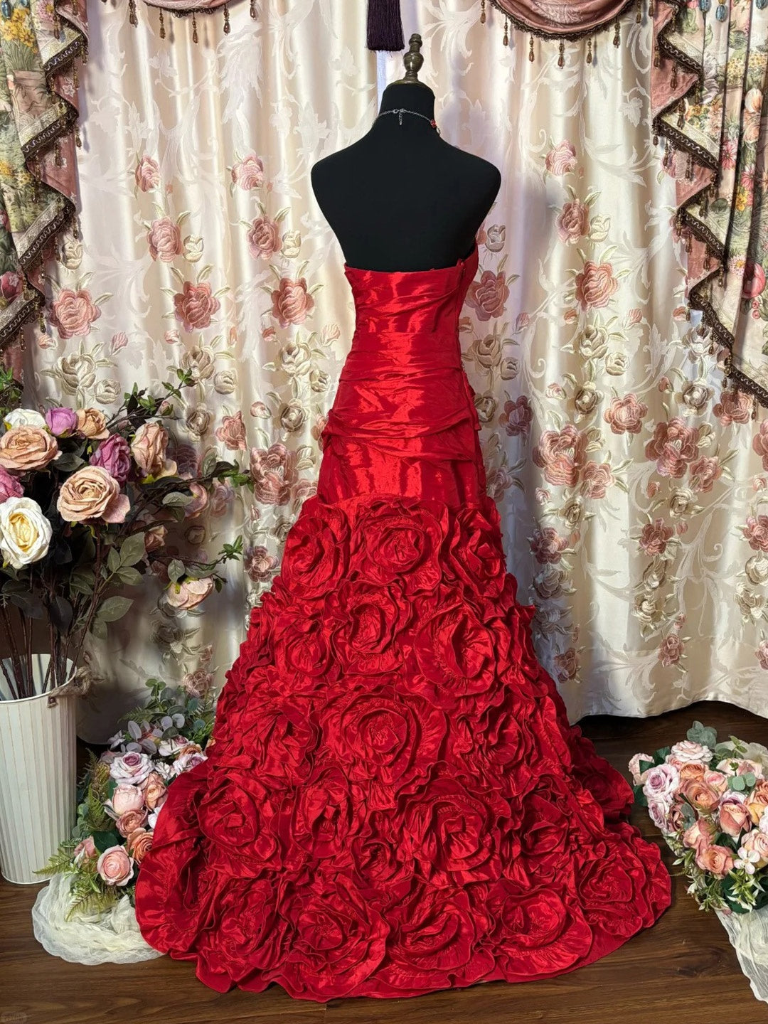 Sweetheart Princess A-Line Sleeveless Floor-Length Taffeta Prom Dress with Ruffles and Sequins