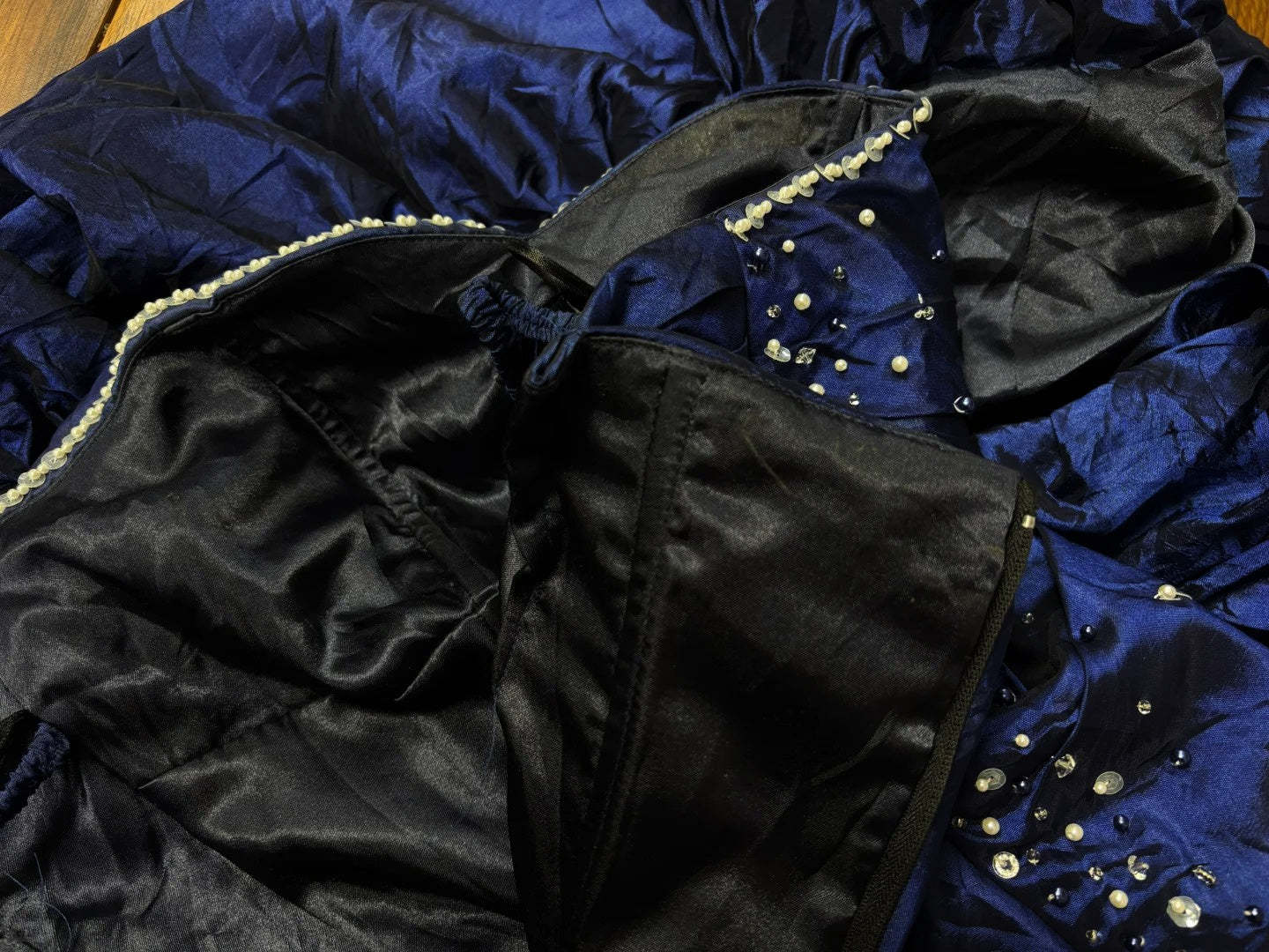 Sleeveless Sweetheart Taffeta Prom Dress with Beading in Trumpet/Mermaid Style