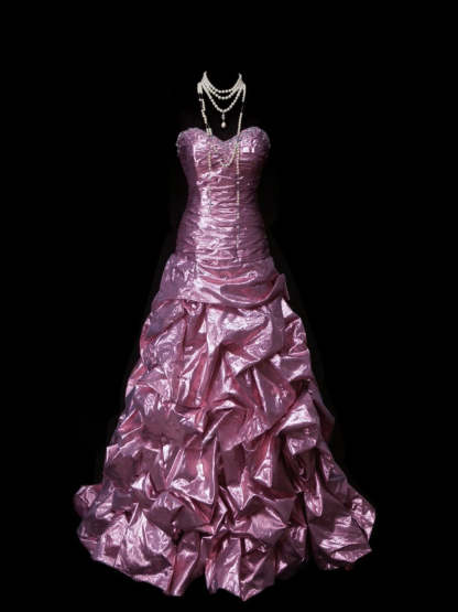 Sweetheart Princess A-Line Sleeveless Floor-Length Taffeta Prom Dress with Ruched Sequins