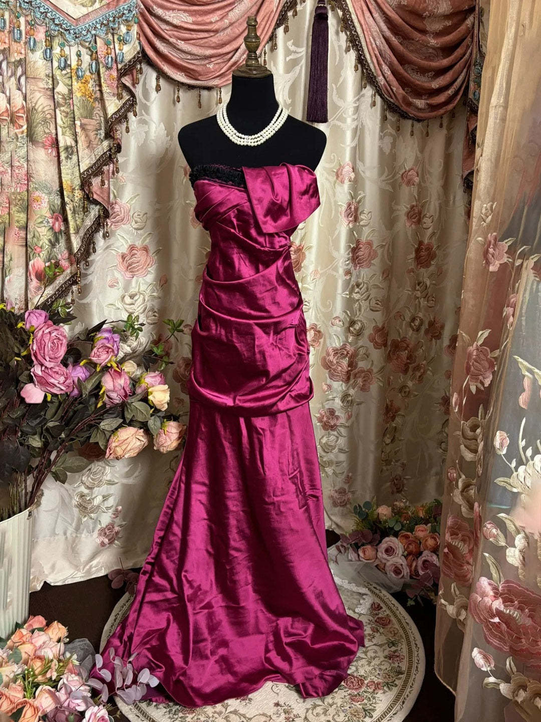 Asymmetrical Sleeveless Floor-Length Taffeta Prom Dress with Ruffled Sheath/Column Design