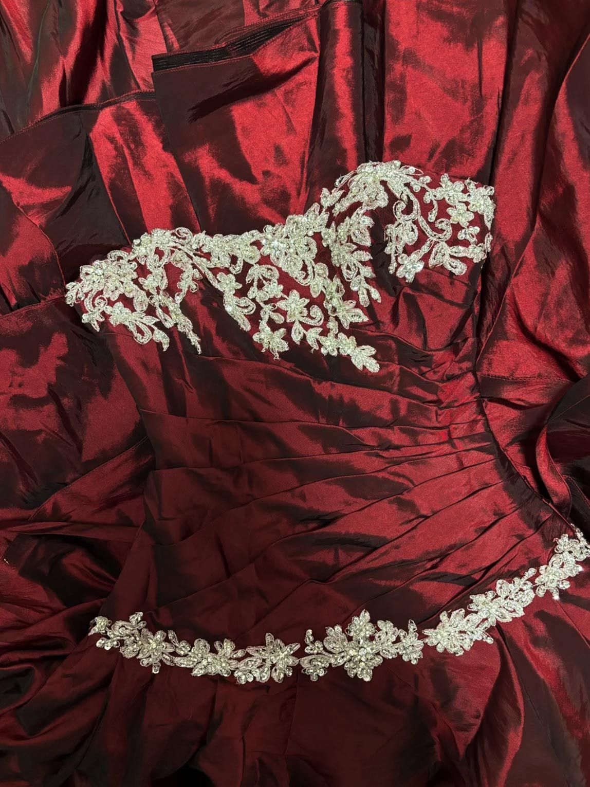 Strapless Sleeveless Ball Gown Prom Dress in Taffeta with Ruffles and Appliques Floor-Length