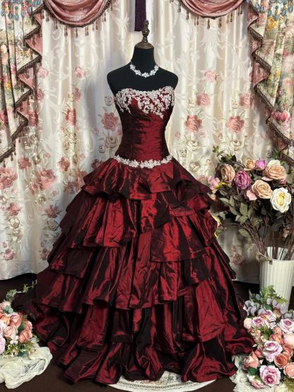 Strapless Sleeveless Ball Gown Prom Dress in Taffeta with Ruffles and Appliques Floor-Length