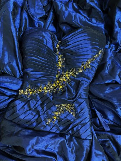 Sweetheart Sleeveless A-Line Princess Prom Dresses in Floor-Length Taffeta with Ruffles & Sequins