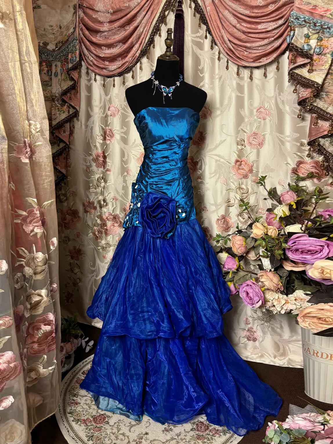Strapless Princess A-Line Floor-Length Prom Dress in Taffeta with Unique Lace Ruffles and Flowers
