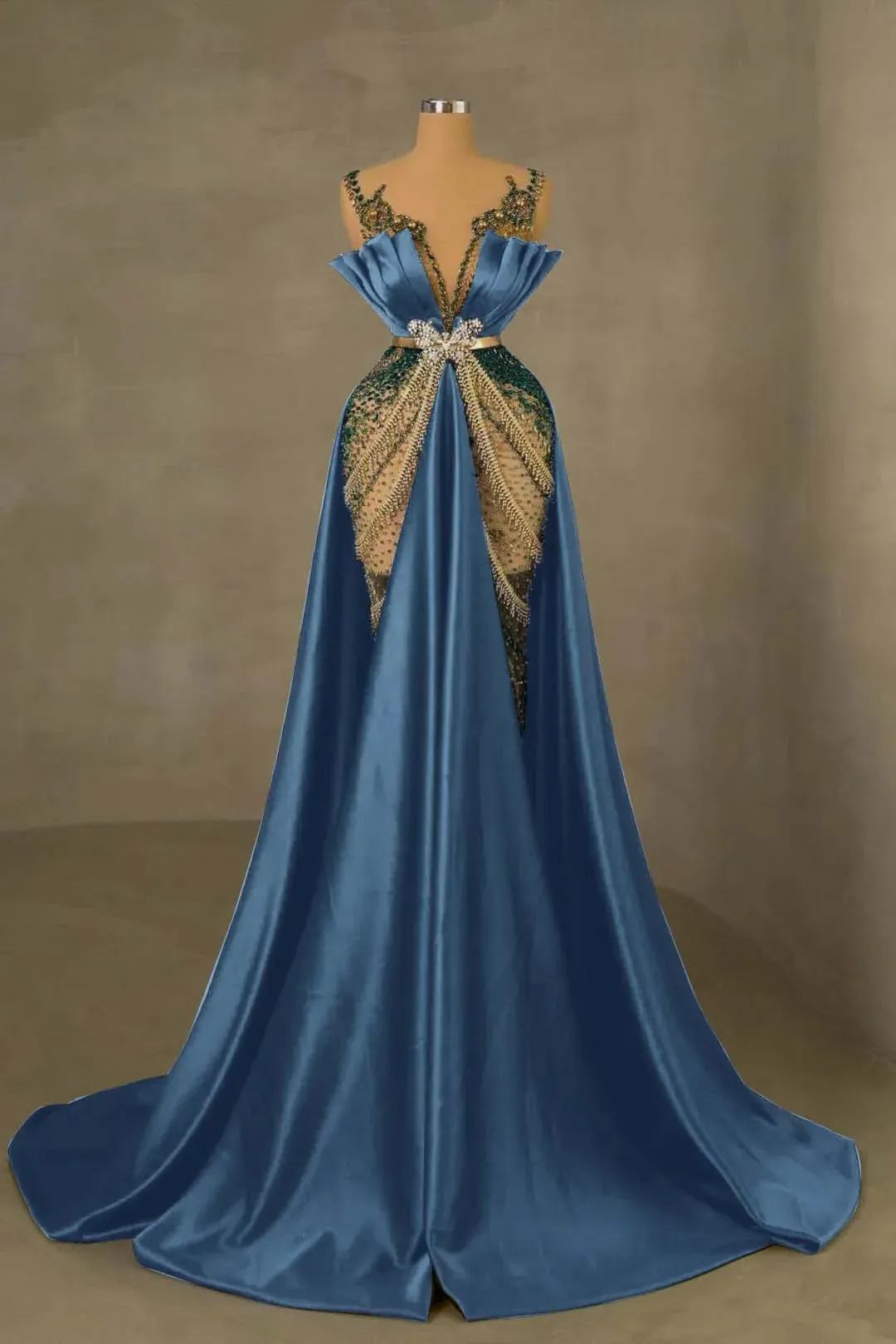 Heavy Emerald Green Straps Mermaid Prom Dress With Sleeveless Long