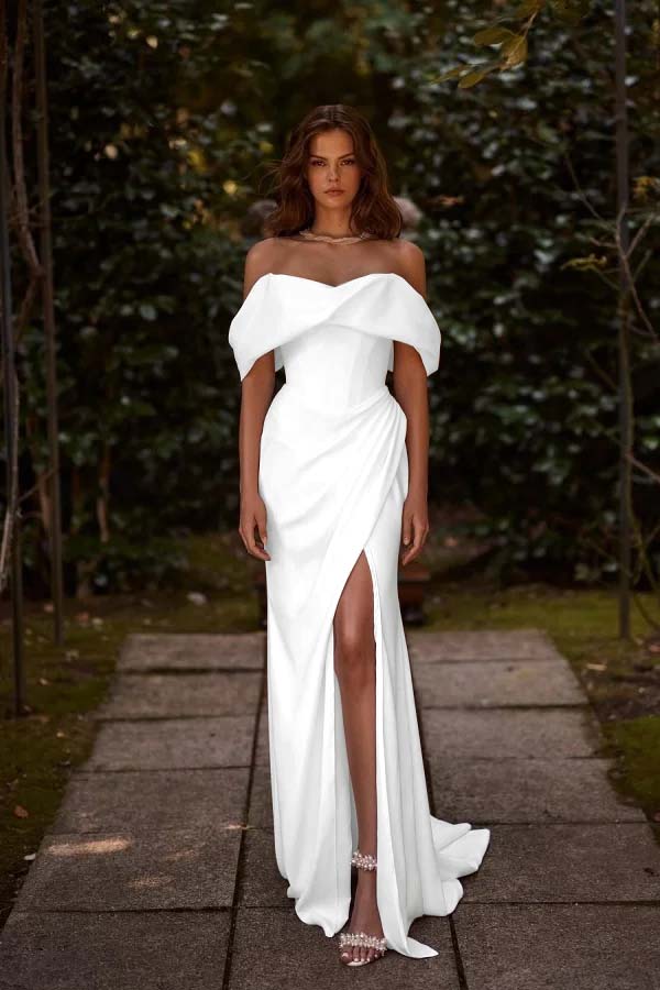 Off the Shoulder Sleeveless Long Mermaid Prom Dress With Split Pleated