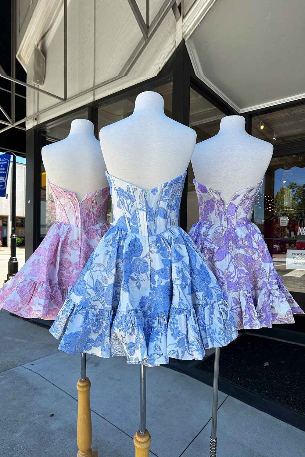 Blue Strapless Floral A-Line Printed Corset Short Homecoming Dress with Ruffles