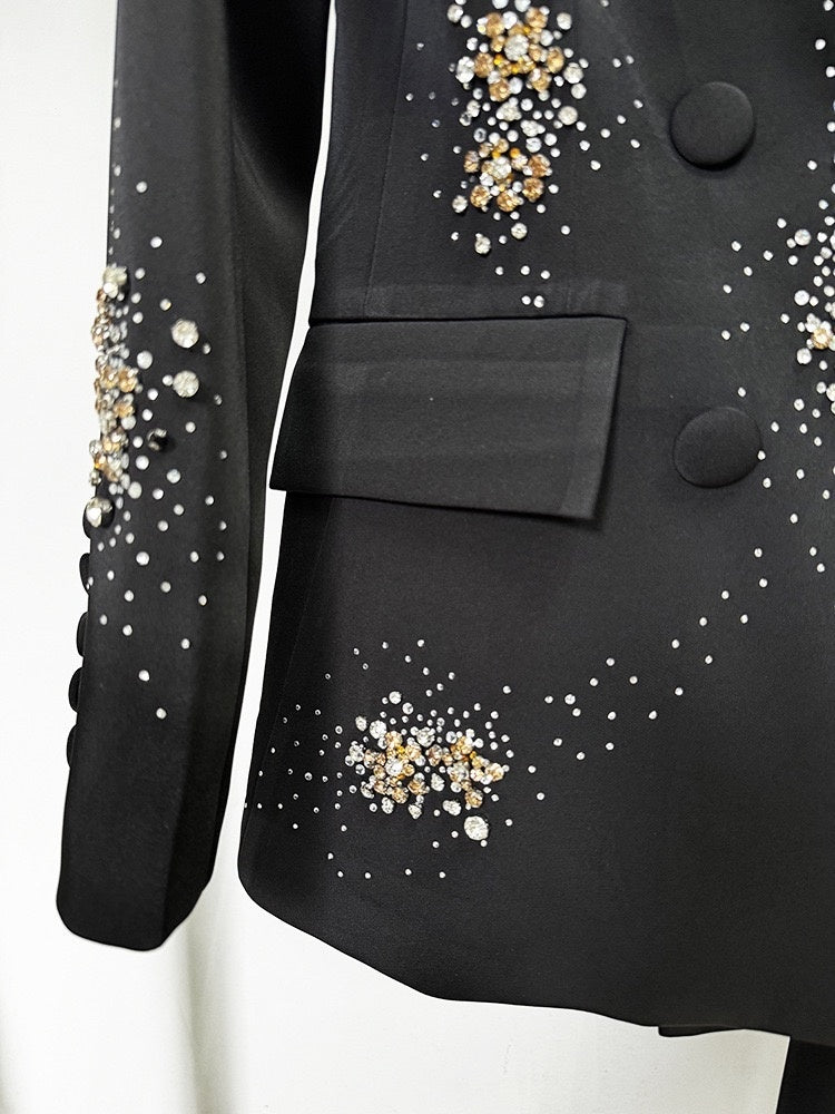 Double-Breasted Black Suits For Women With Sparkly Peak Lapels