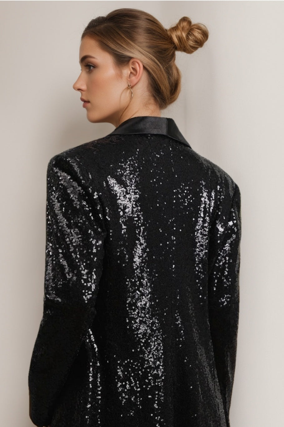 Black Sparkly Prom Blazer for Women Featuring Fringes