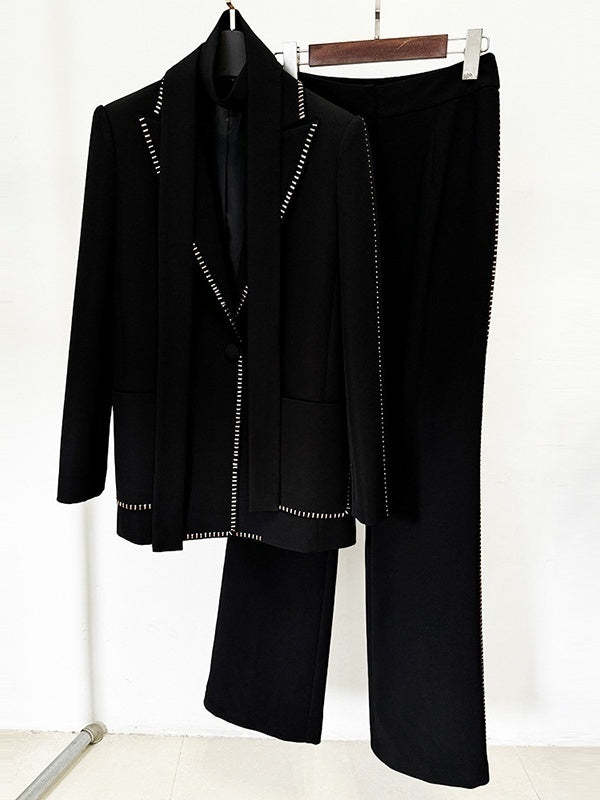 White Scarf Peak Lapel 2-Piece Suit For Women