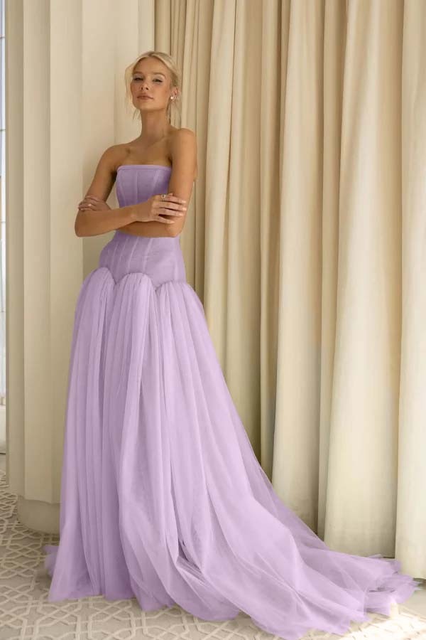 Charming Tulle Strapless Sleeveless Long Prom Dress With Pleated