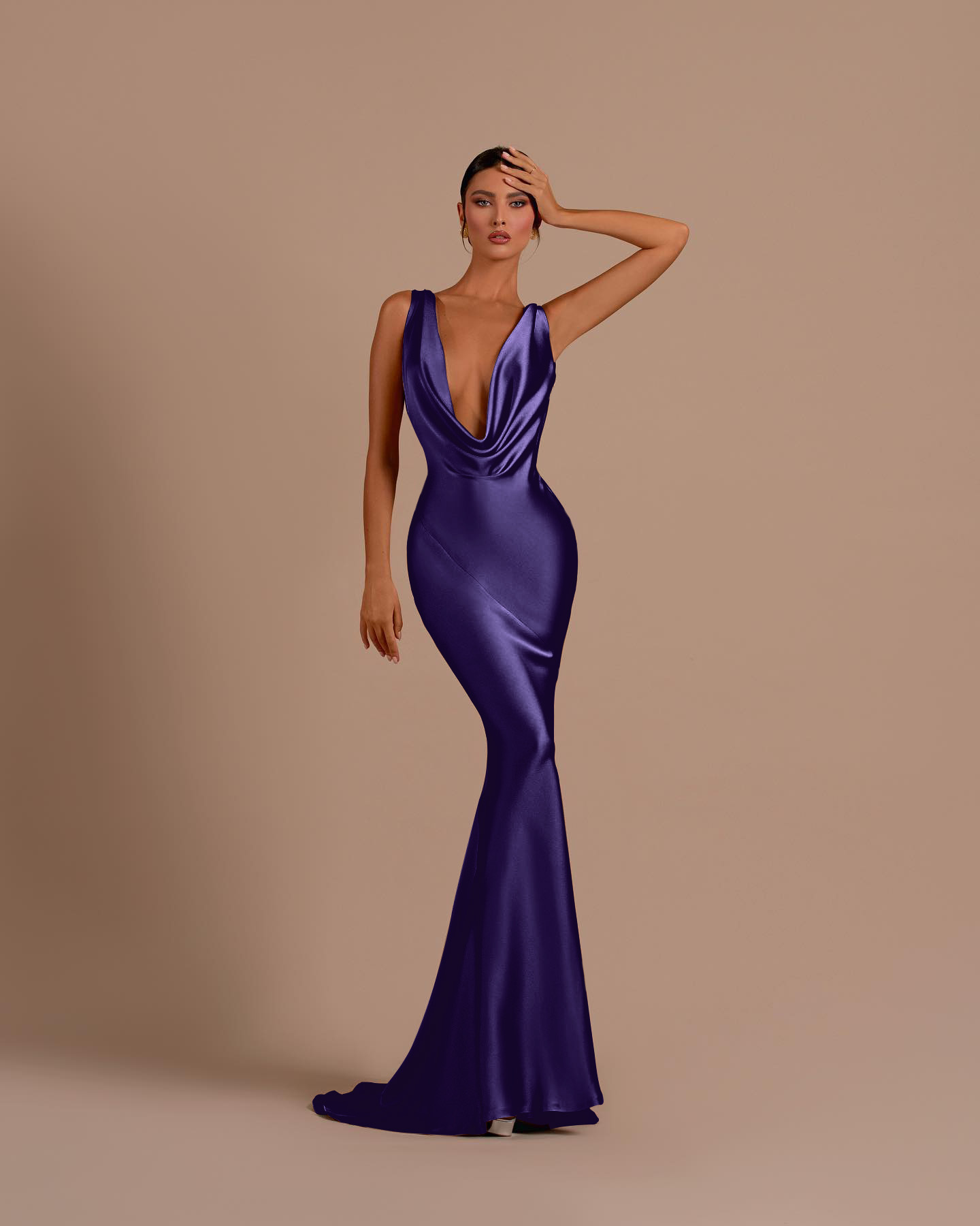 Black Deep V Neck Sleeveless Mermaid Long Prom Dress With Pleated