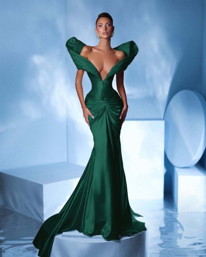 Off the Shoulder Sleeveless Mermaid Long Prom Dress With Pleated