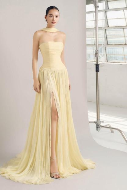 Strapless Sleeveless Long Split Prom Dress With Pleated Ruffles