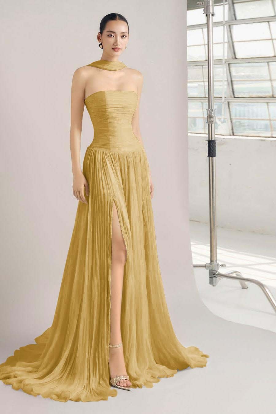 Strapless Sleeveless Long Split Prom Dress With Pleated Ruffles
