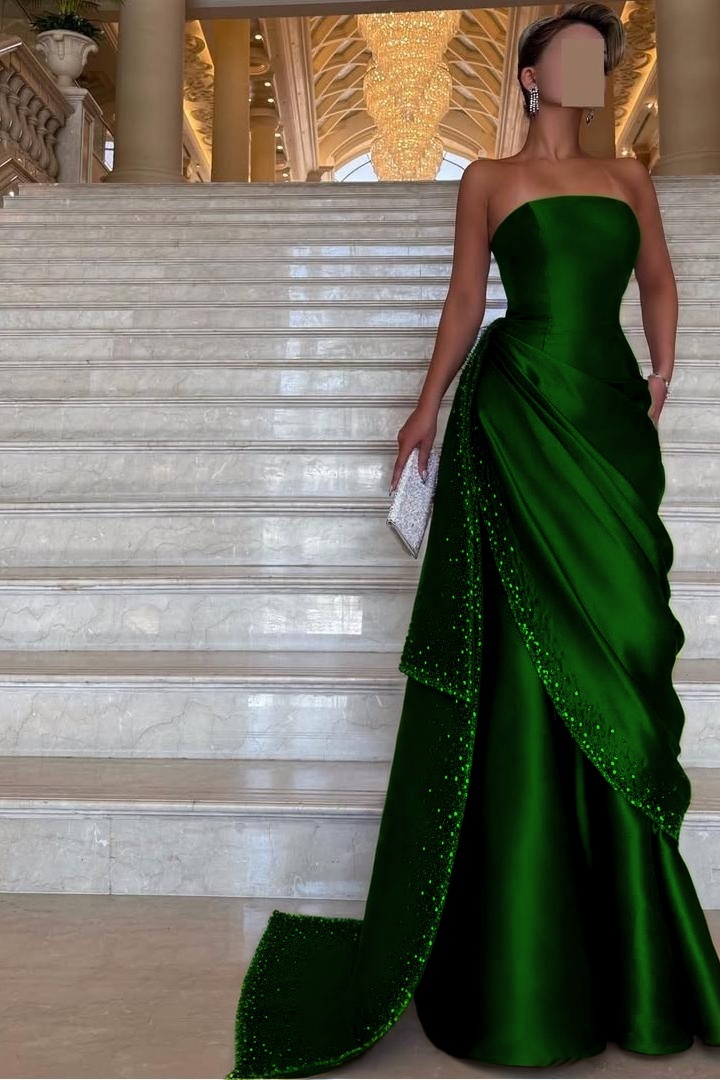 Chic Strapless Sleeveless Long Prom Dress With Pleated Beading