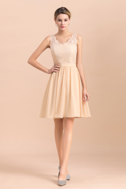 BMbridal Pretty V-Neck Chiffon Lace Short Bridesmaid Dress with Ruffles Online-BMbridal