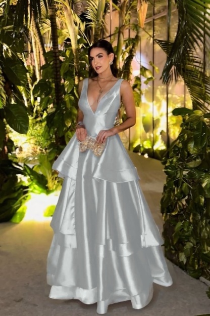 Straps Deep V Neck Sleeveless A Line Long Prom Dress With Pleated