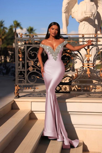 Off the Shoulder Sleeveless Long Mermaid Prom Dress With Beading