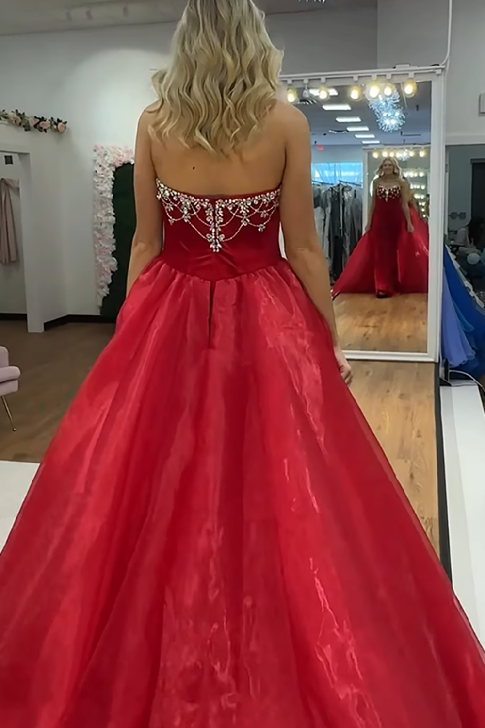 Sparkly White Strapless Mermaid Satin Long Prom Dress with Beading