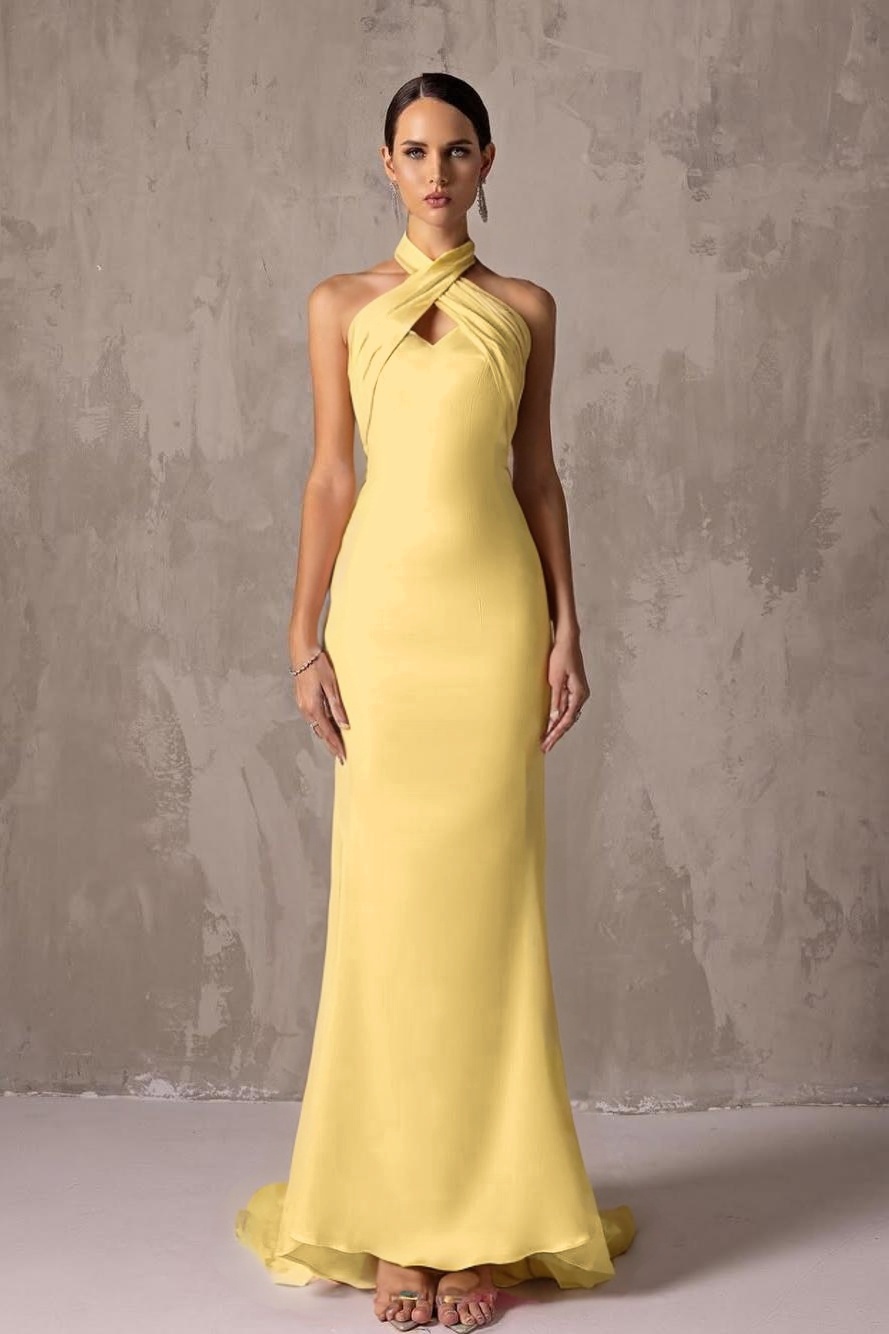 Charming Halter Sleeveless Long Mermaid Prom Dress With Pleated