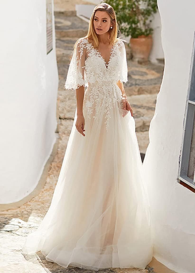 Women's Beach Spaghetti Strap Wedding Dresses for Bride 2025 Boho Long Lace Bridal Gowns for Wedding-BMbridal.UK