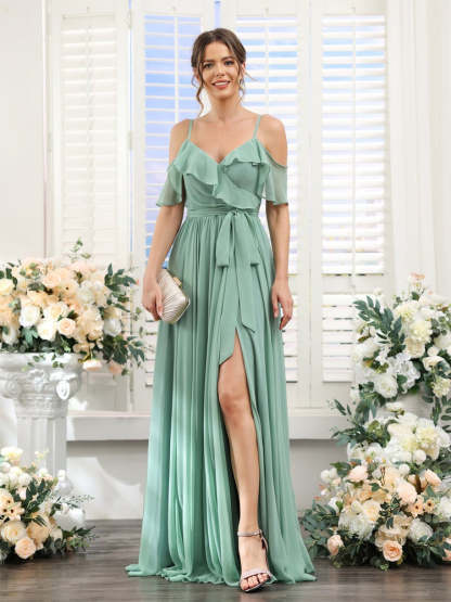 Floor-Length A-Line Bridesmaid Dresses with V-Neck and Spaghetti Straps, Featuring Pockets