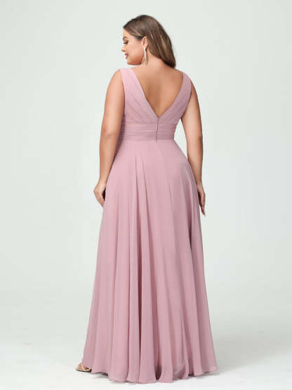 Plus Size Chiffon Bridesmaid Dress with V-Neck, Ruffles, and Pockets in A-Line/Princess Style