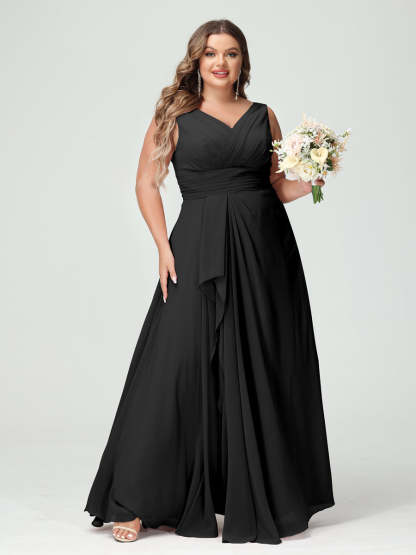 Plus Size Chiffon Bridesmaid Dress with V-Neck, Ruffles, and Pockets in A-Line/Princess Style