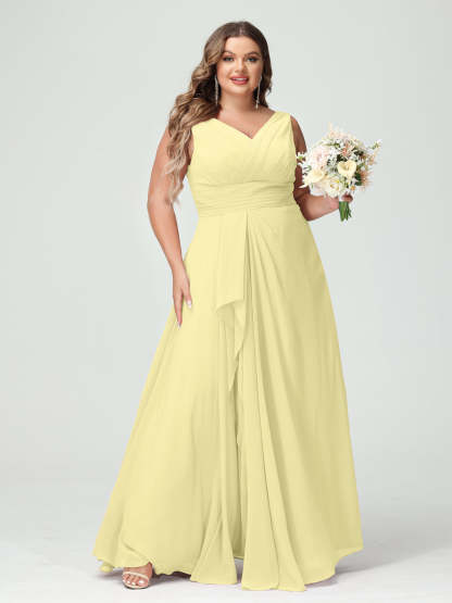 Plus Size Chiffon Bridesmaid Dress with V-Neck, Ruffles, and Pockets in A-Line/Princess Style