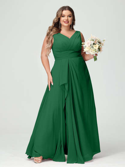 Plus Size Chiffon Bridesmaid Dress with V-Neck, Ruffles, and Pockets in A-Line/Princess Style